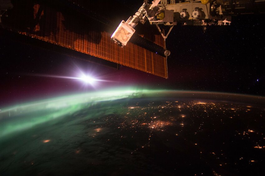 Астронавт NASA запечатлел полярное сияние с борта