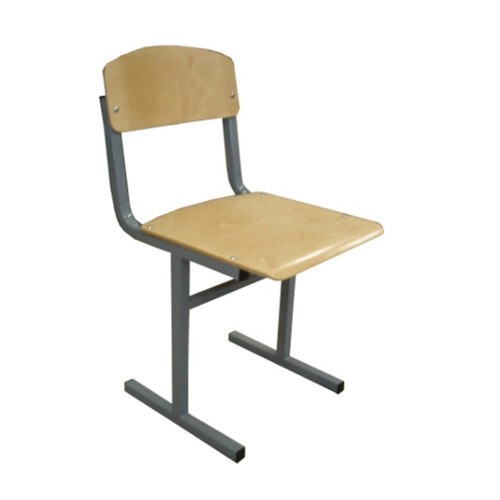 4. Те самые школьные стулья, которые после каждого урока оставляли тебя  без очередного пучка волос