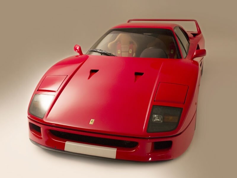 Ferrari F40 1992 года уйдет с молотка