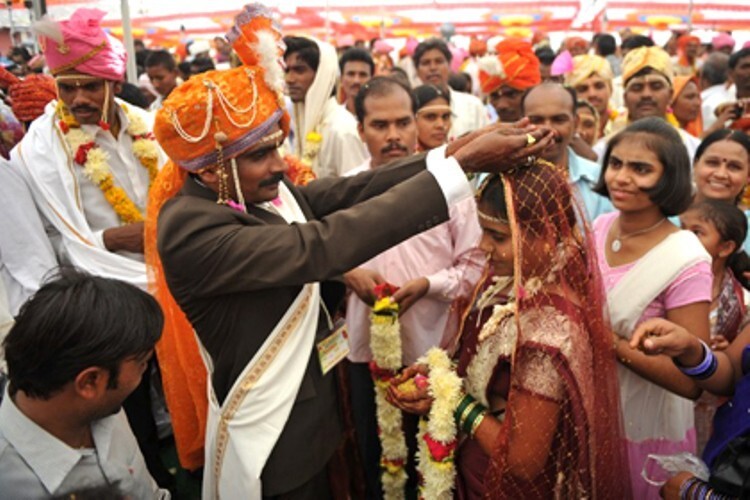 Индийская свадьба: блеск, великолепие, буйство красок
