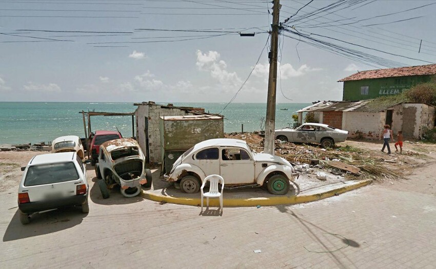 22. Конец дороги в городе Паулиста, Бразилия. (Фото Google, Inc.):