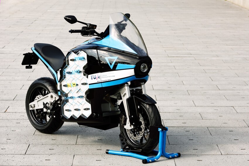 В Нидерландах студенты разработали электрический мотоцикл "Storm Pulse"