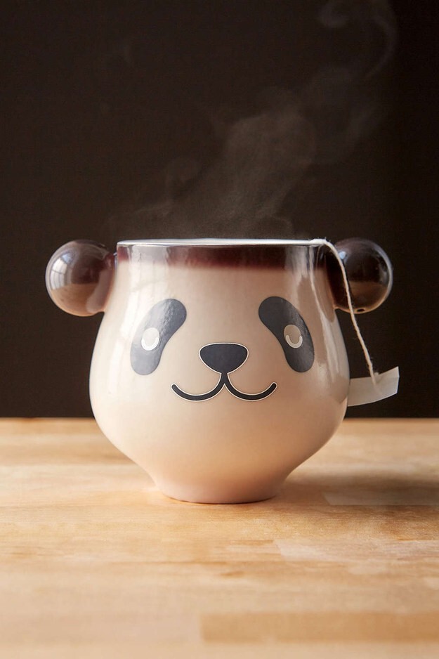 10. Панда, которая предложит вам попить чай