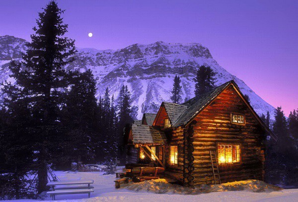 Уютные домики, в которых хочется укрыться зимой