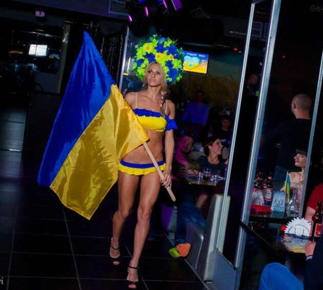 Проституцию на Украине легализуют с помощью референдума