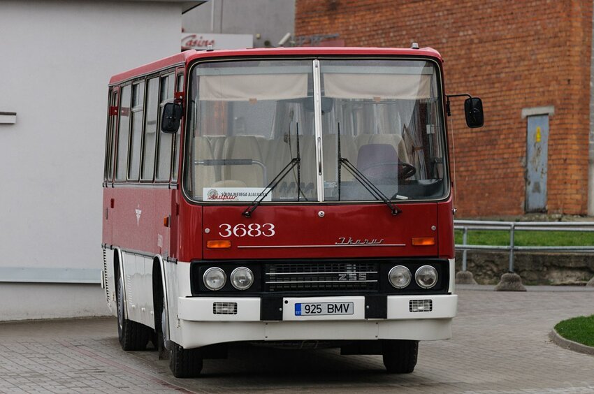 Рельсовые автобусы Ikarus