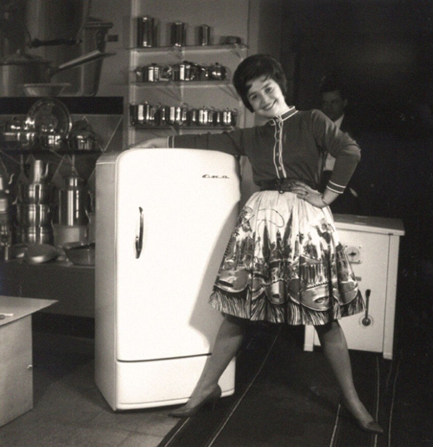 13. Реклама холодильника "Ока", 1960 год.