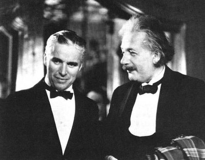 1. Чарли Чаплин и Альберт Эйнштейн.