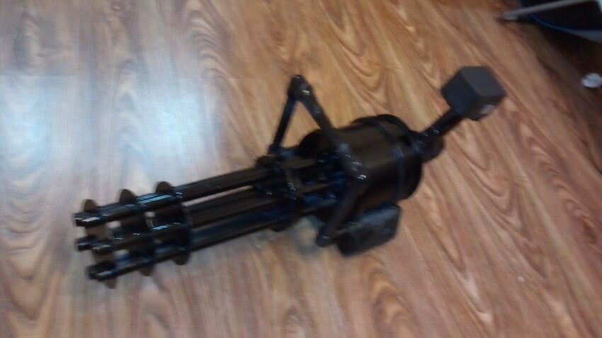 M134 minigun