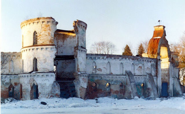 Круглый двор, 1999г.