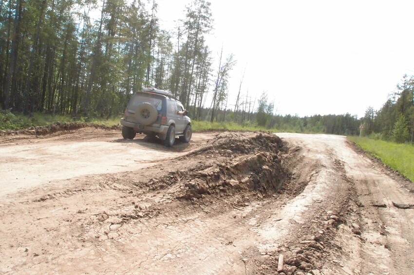 Федеральная трасса М56 Колымская. Где-то на участке от Алданской переправы до населенного пункта Чурапчы.