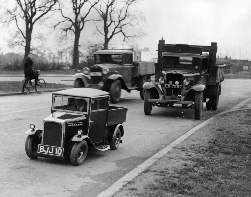 Самый маленький в мире грузовой автомобиль (1935).