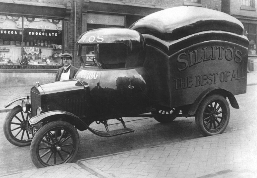 Необычный дизайн грузовика (1925).
