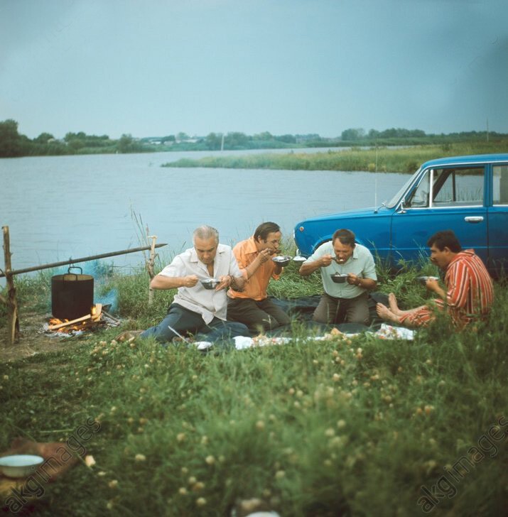 Пикник на берегу Дона, 1978: