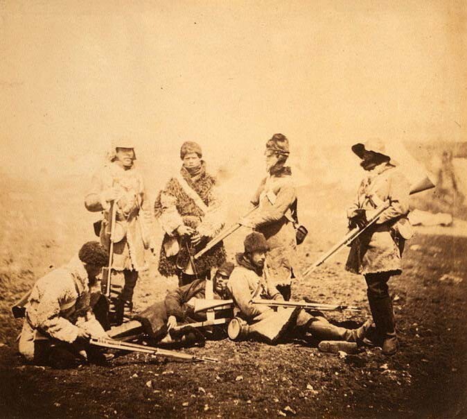 Группа солдат 68-го полка в зимних одеждах 