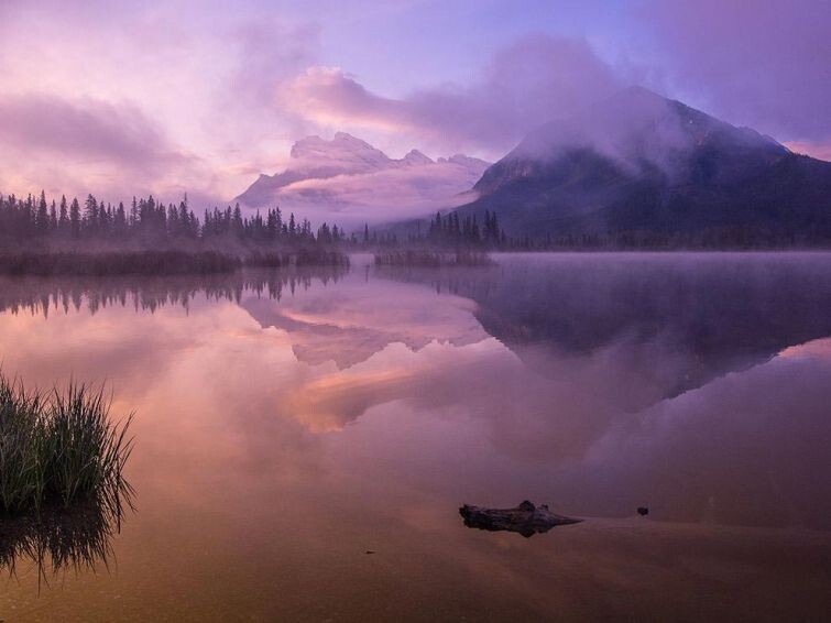 Восход на озере Вермилион, Канада