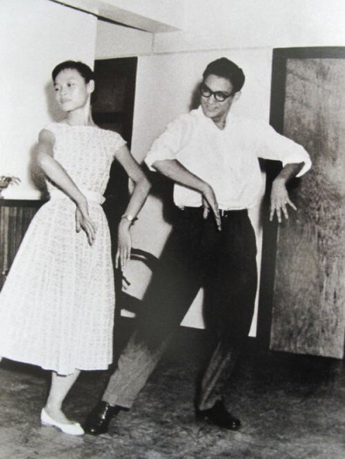  Брюс Ли пляшет ча-ча-ча, 1958 г.