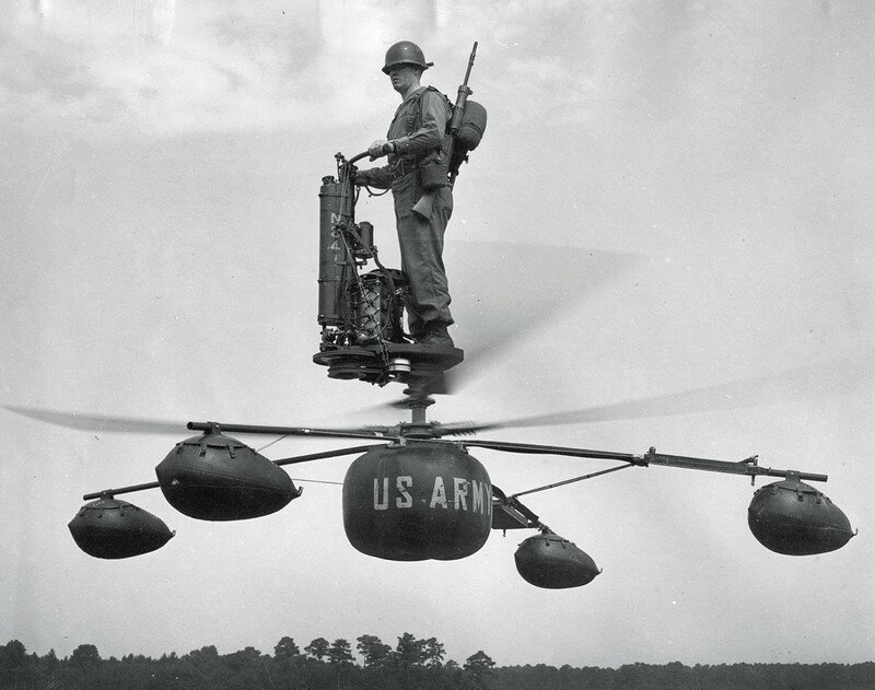 1. Экспериментальный аэроцикл Де Лакнера в Форте Юстис (Eustis), штат Виргиния, США, 1956