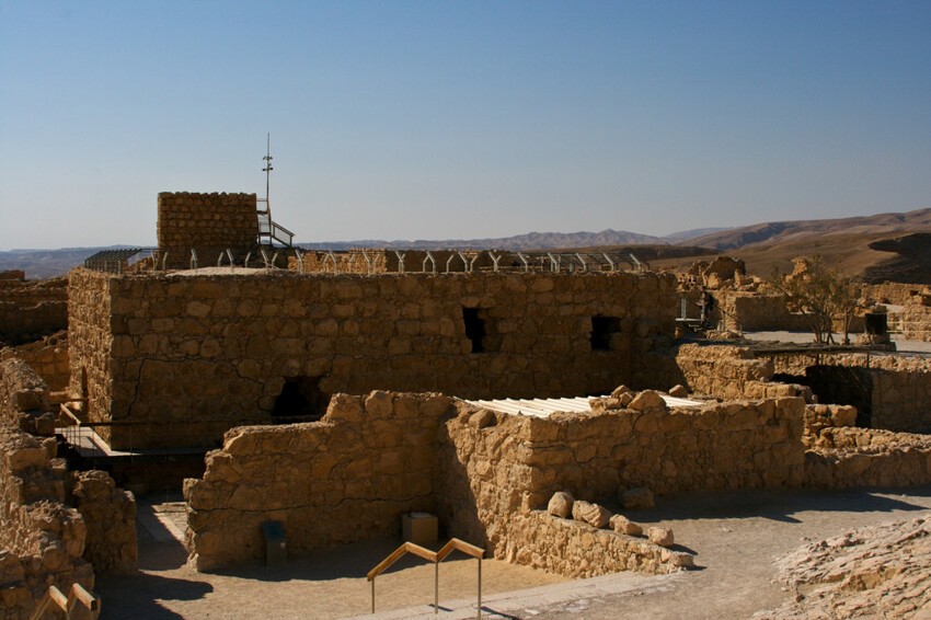 Масада - самая захватывающая крепость древней Палестины. Мифы и кровавая история 
