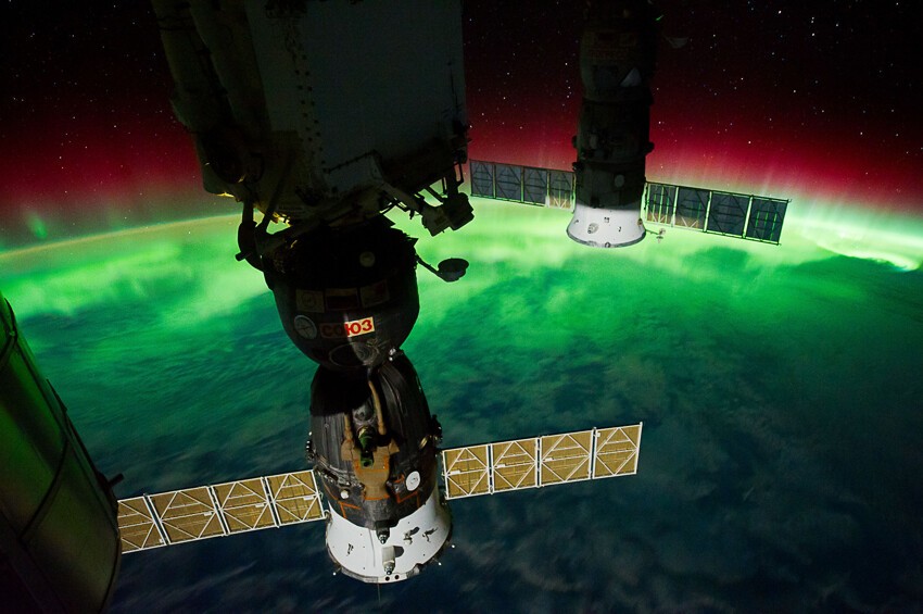 Фото: NASA 15 лет полетов на орбиту: лучшие фотографии с МКС