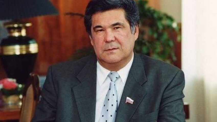 Аман Тулеев 