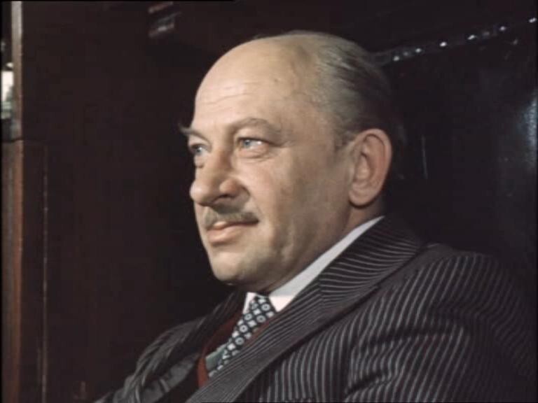 Евгений Евстигнеев — Ручников(1926 - 1992)