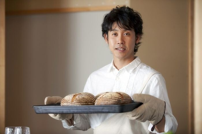 4. Хлеб на радость / Shiawase no pan режиссер Юкико Мисима (Япония)