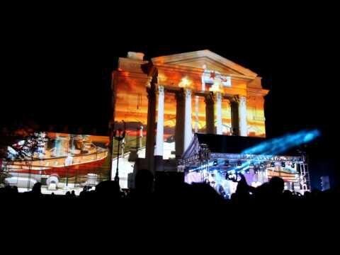 В Севастополе показали красочное световое шоу под пение хора Турецкого 