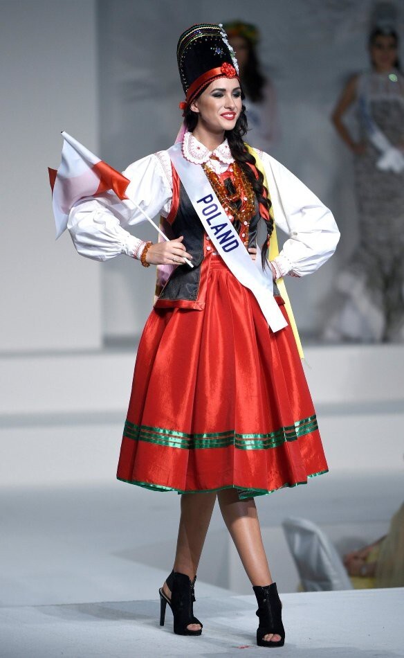 Мисс Польша: Ева Мильничка.