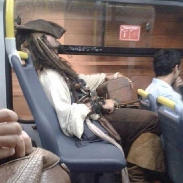 Поездка в автобусе - это не всегда скучно!