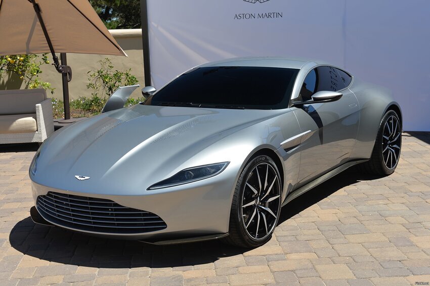 Aston Martin DB10 из последнего Бонда