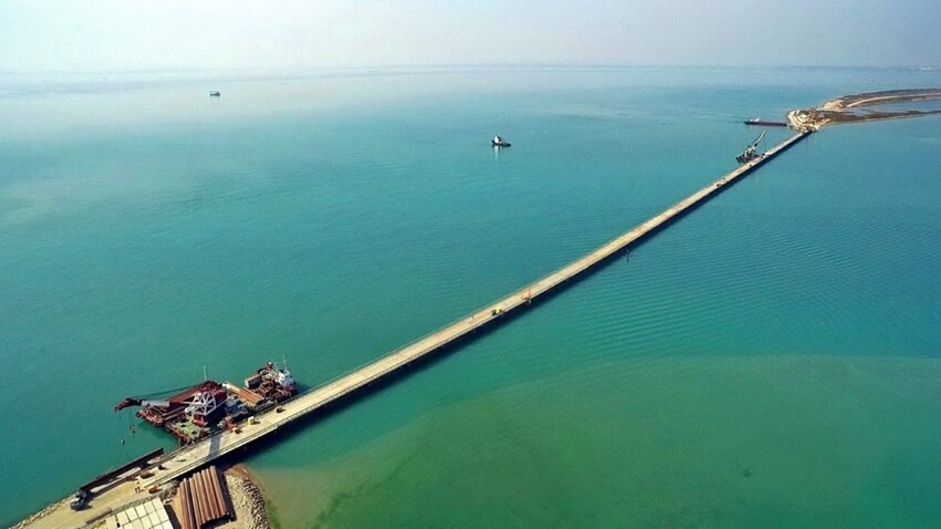Мост в Крым: свежие фото