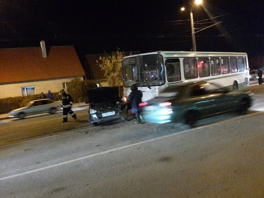 Авария дня. ДТП с участием автобуса в Пензе