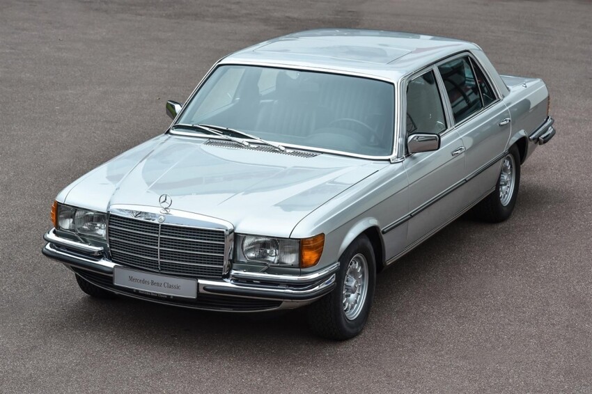 Mercedes-Benz 450 SEL 6.9 (1979). 70 000 евро (4,8 млн рублей)