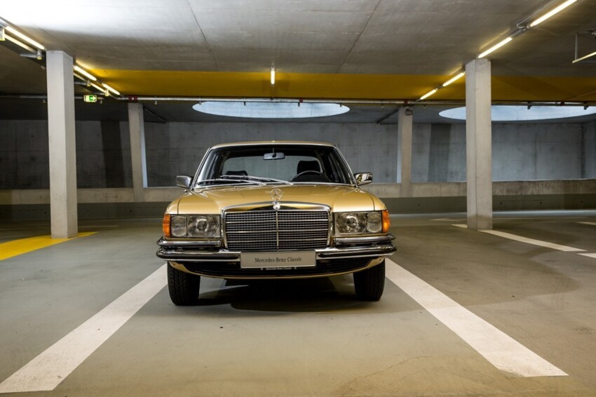 Музей Mercedes-Benz распродает редкие классические машины