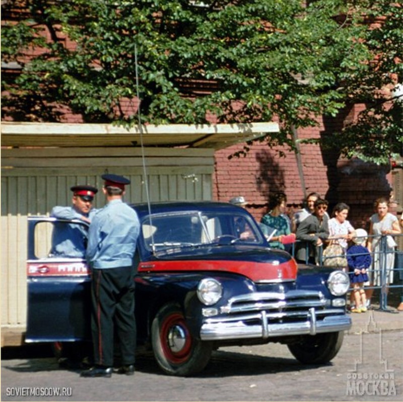 Раскраска милицейских машин с 1953 по 1962 год. Москва, 1963: