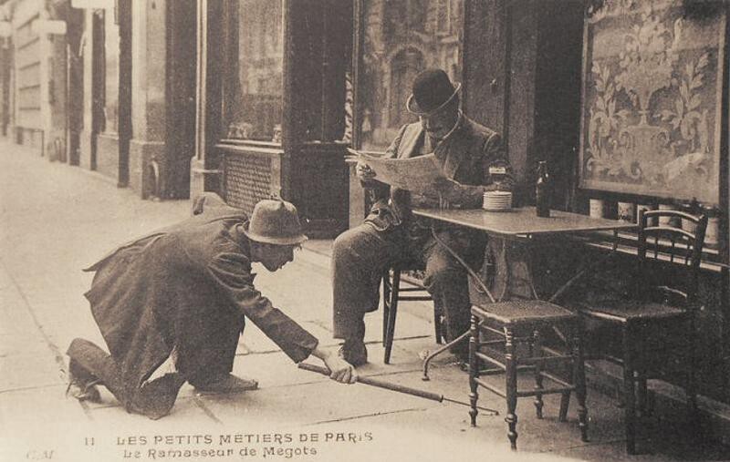 20. Собиратель окурков. Париж, 1900-е.