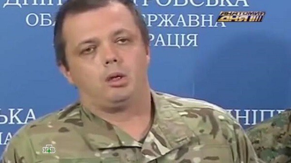 Семенченко: Раскол в «Правом секторе» организовал Порошенко.