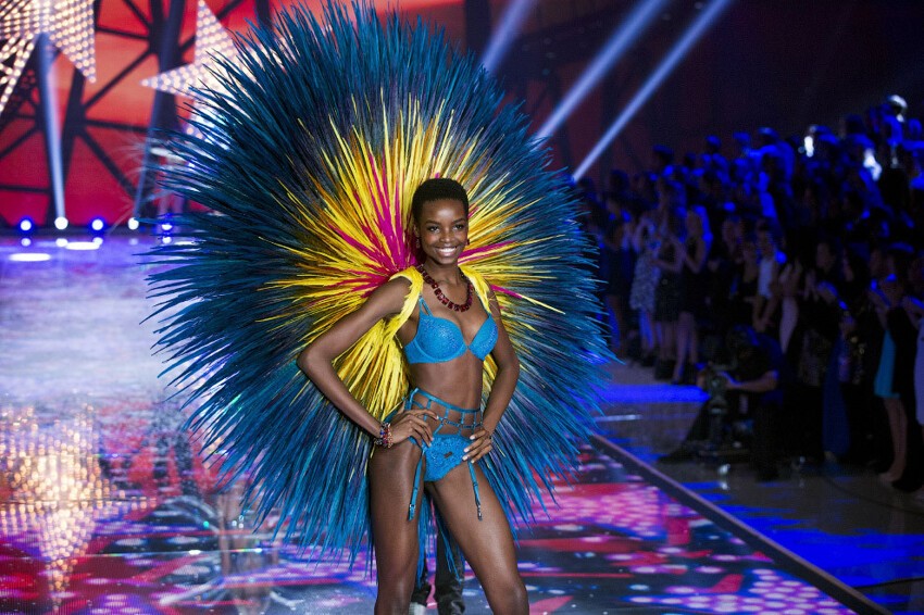 Шоу Victoria`s Secret 2015