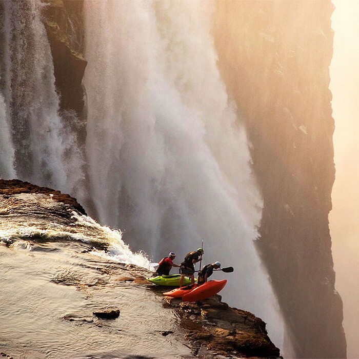 Экстремальный каякинг от фотографа Victoria Falls. 