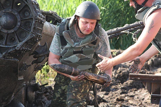 Подъем танка Т-34 в Черкасской области. 17-18 июня 2008 года