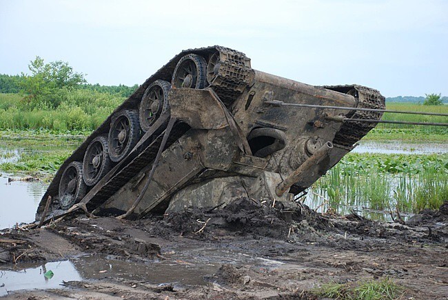 Подъем танка Т-34 в Черкасской области. 17-18 июня 2008 года