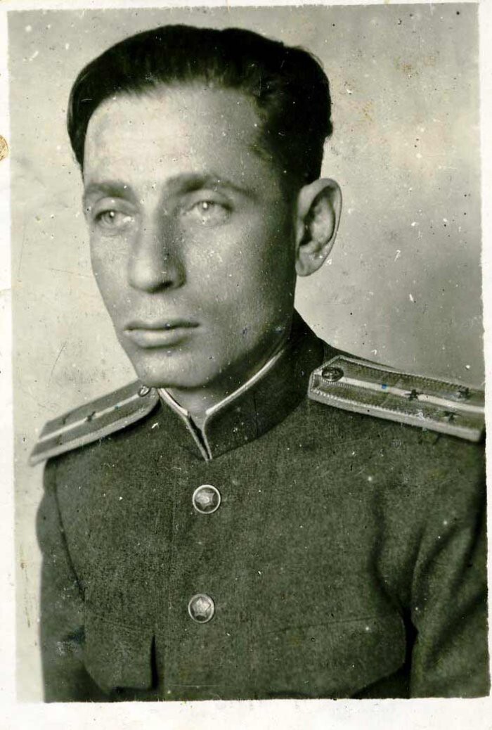 Прототип Давида Гоцмана замначальника оперотдела милиции Одессы Давид Менделеевич Курлянд. 1940-е.