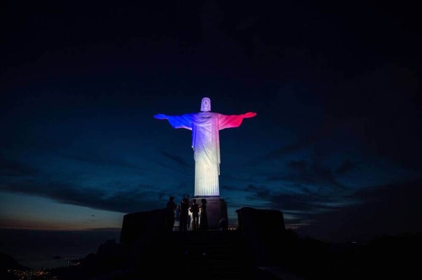 8. Статуя Христа-Искупителя, Рио-де-Жанейро.