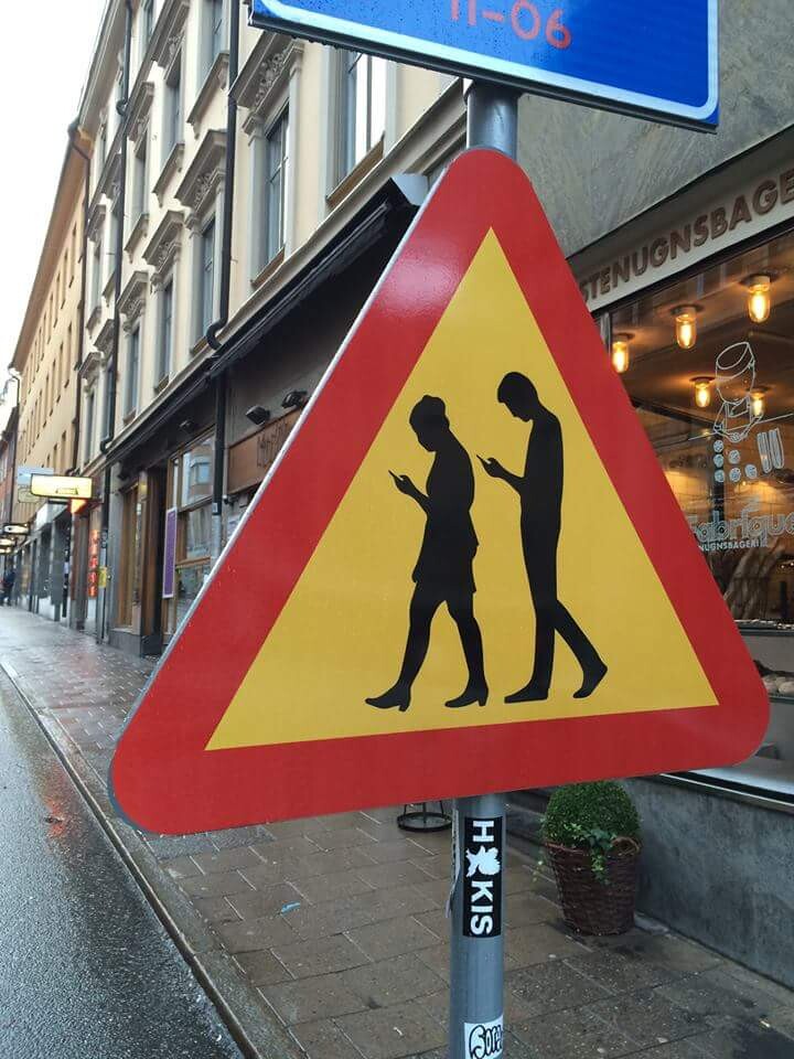 Знак в Швеции