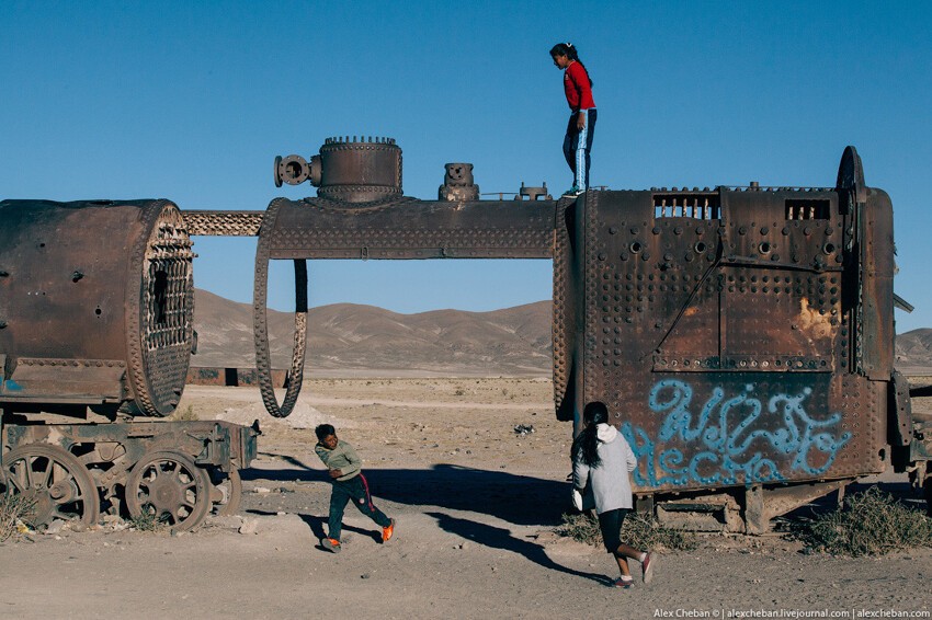 Кладбище паровозов в Боливии