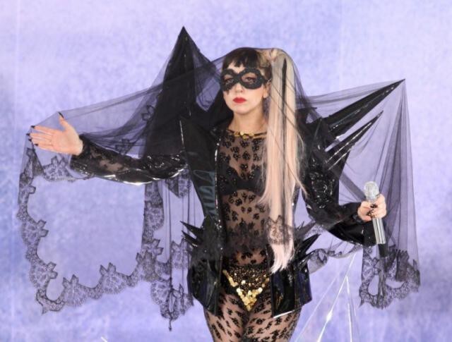 2. Леди Гага: детектор духов и призраков ($ 50 000)