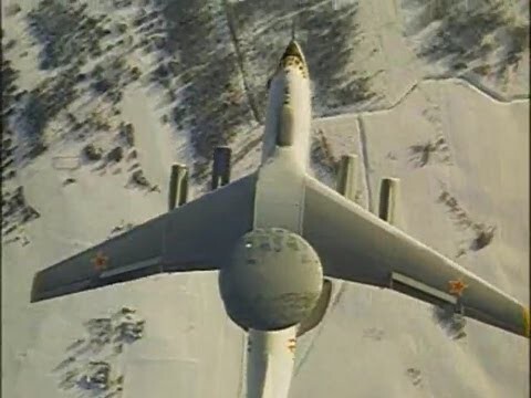 Появление этого уникального самолета стало одним из ярких эпизодов противостояния СССР и США. 