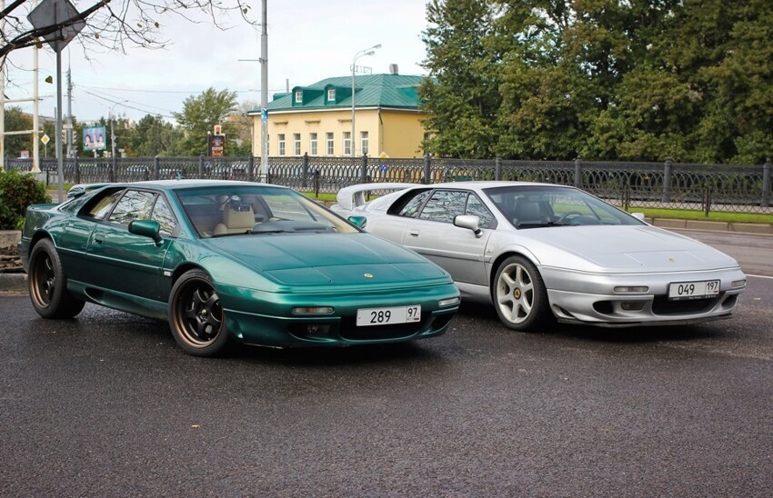 Автомобили Lotus Esprit в России и их истории