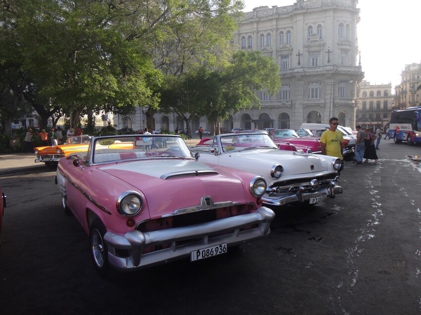 Машины на Кубе
